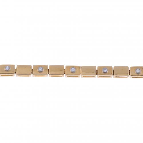 SEMI-RIGID BRACELET WITH DIAMONDS.