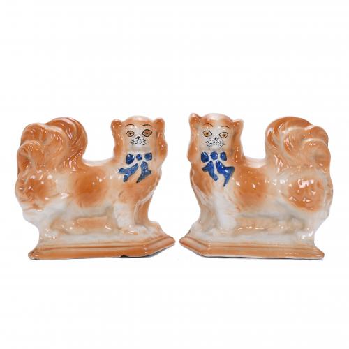 PAIR OF STAFFORDSHIRE-STYLE DOGS, 20TH CENTURY.