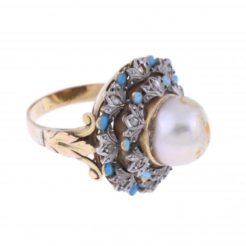 ANTIQUE RING FROM THE 40&#39;S WITH ENAMEL AND PEARL.