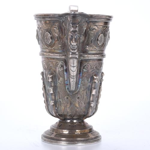CIRCLE OF GARCÍA DE SAHAGÚN (1551-1617). SILVER SPOUTED PIT