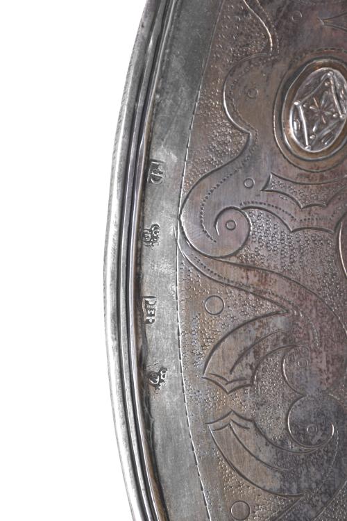 CIRCLE OF GARCÍA DE SAHAGÚN (1551-1617). SILVER SPOUTED PIT