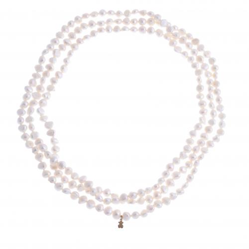IRREGULAR PEARLS LONG NECKLACE.