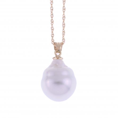 PENDANT WITH AUSTRALIAN PEARL.