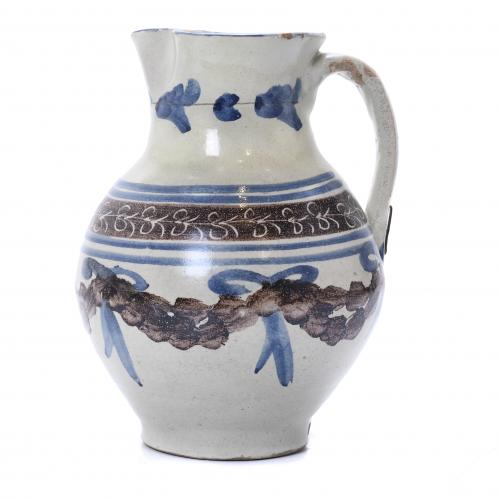 TALAVERA JUG, 19TH CENTURY.
