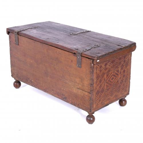 PROBABLY VICEROYAL CHEST, LATE 18TH CENTURY.