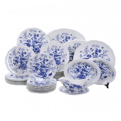 COALPORT. ENGLISH TABLEWARE, "CAIRO BLUE" MODEL, 20TH CENTURY.