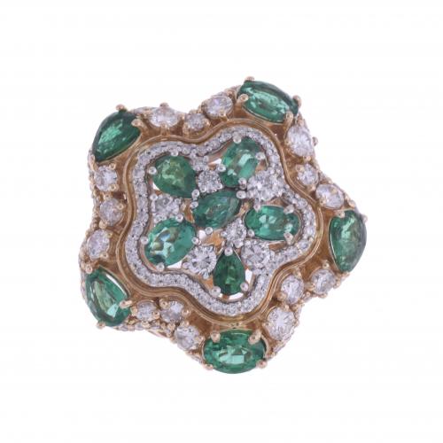 LARGE EMERALDS AND DIAMONDS DANCER RING.