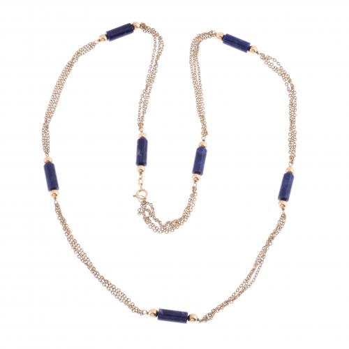 LONG NECKLACE WITH LAPIS LAZULI.