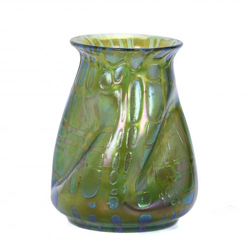 MANUFACTURA LOETZ.  JARRÓN JUGENDSTIL, CIRCA 1920.