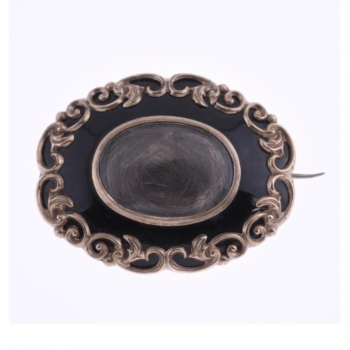 LOCKET BROOCH, LATE 19TH CENTURY.
