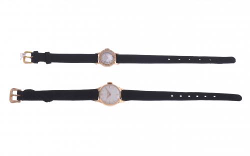 TWO WOMEN&#39;S WRISTWATCHES.