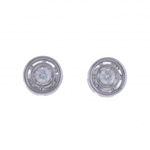 DIAMONDS EARRINGS.