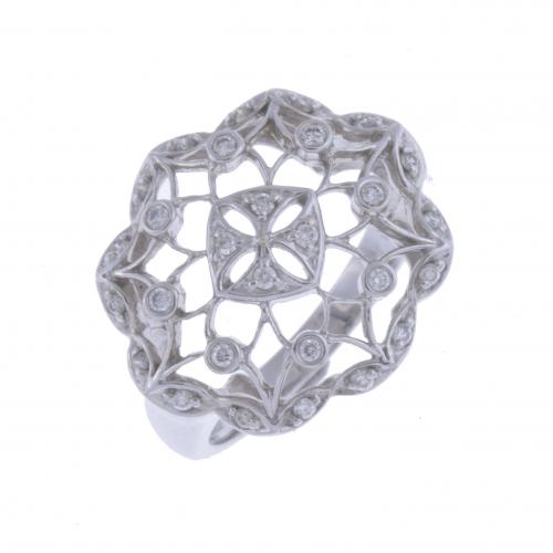 DIAMONDS RING.