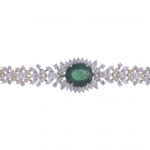 SPECTACULAR EMERALD AND DIAMONDS BRACELET WITH FANCY YELLOW DIAMONDS.