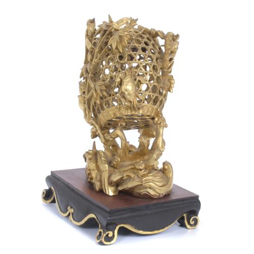 CHINESE SCHOOL, FIRST HALF 20TH CENTURY. CARVING IN THE SHA