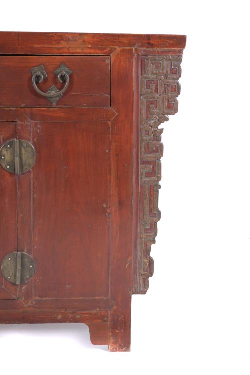 LATE QING DYNASTY, 19TH CENTURY. ALTAR UNIT.