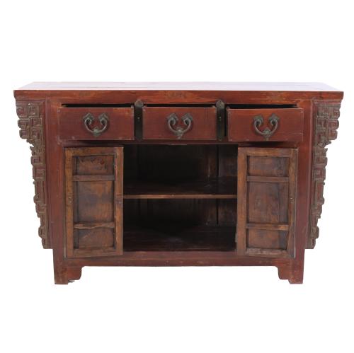 LATE QING DYNASTY, 19TH CENTURY. ALTAR UNIT.