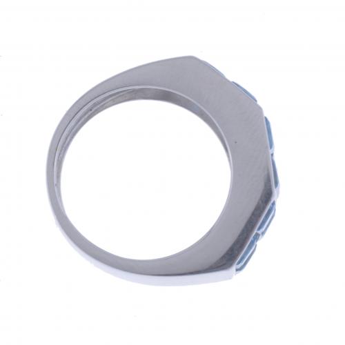 RING WITH TOPAZES.