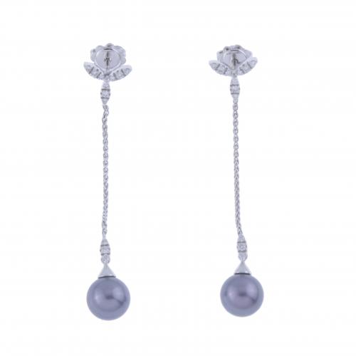 PENDIENTES LARGOS CON DIAMANTES Y PERLA TAHITÍ.