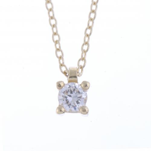 COLGANTE CON DIAMANTE.