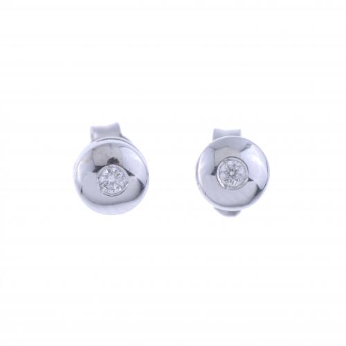 PENDIENTES CON DIAMANTE.