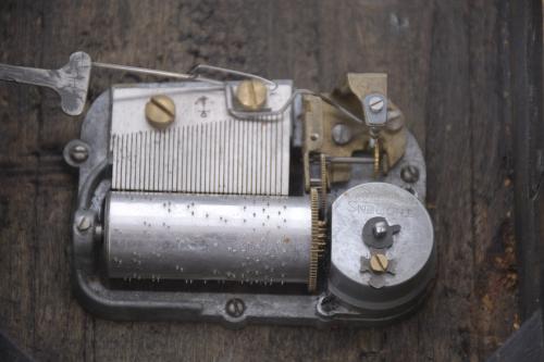 ALPHONSINE PERIOD MUSIC BOX.