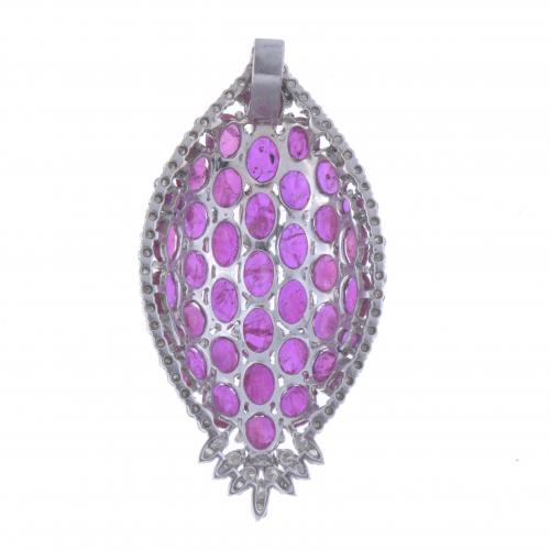 COLGANTE DE RUBIES BIRMANOS Y DIAMANTES.