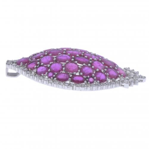 COLGANTE DE RUBIES BIRMANOS Y DIAMANTES.