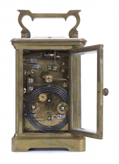 TRAVEL ALARM CLOCK, EARLY 20TH CENTURY.