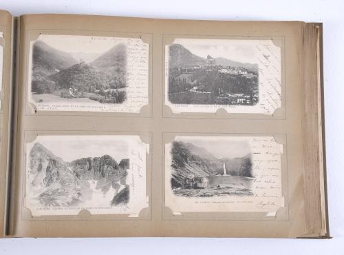 COLLECTION OF HANDWRITTEN POSTCARDS FROM 1901-1903.