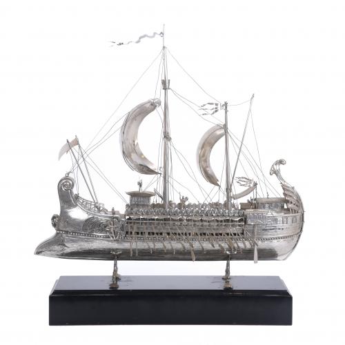 GREEK GALLEY FROM THE 5th CENTURY BC. IN SPANISH SILVER, 20TH CENTURY.