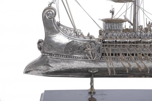 GREEK GALLEY FROM THE 5th CENTURY BC. IN SPANISH SILVER, 20