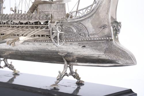 GREEK GALLEY FROM THE 5th CENTURY BC. IN SPANISH SILVER, 20