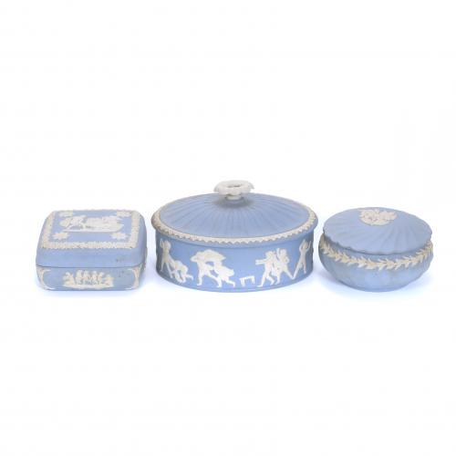 WEDGEWOOD MANUFACTURE. THREE PORCELAIN CHOCOLATES JARS.