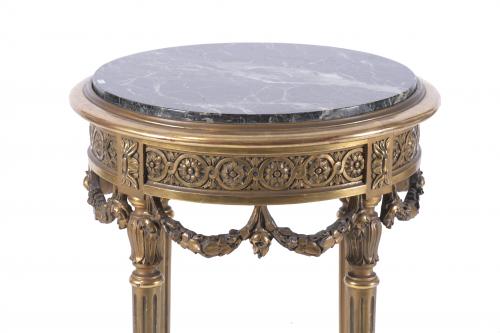 LOUIS XVI STYLE SMALL CENTRE TALBE, 20TH CENTURY. 