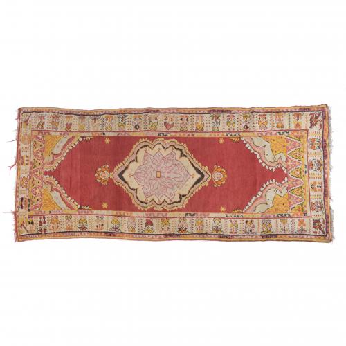 NEPALESE CARPET, 20TH CENTURY.