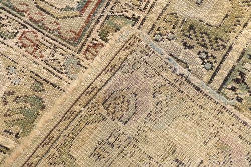 PERSIAN CARPET, 20TH CENTURY.