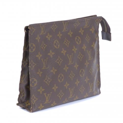 LOUIS VUITTON. VANITY CASE, CIRCA 2000.