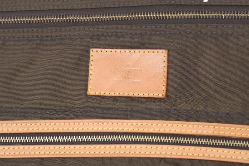 LOUIS VUITTON. SUITCASE, CIRCA 2000.