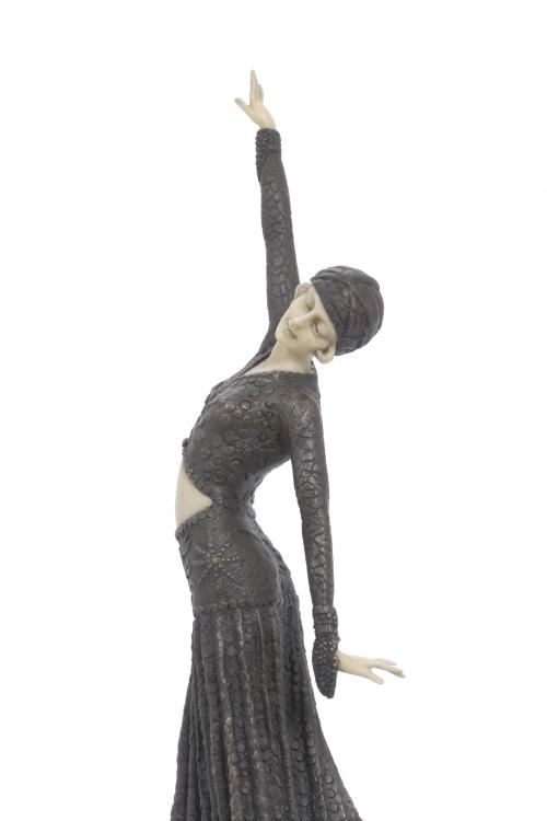 AFER MODELS BY DEMÉTRE CHIPARUS (1886-1947).  "FOOTSTEPS",