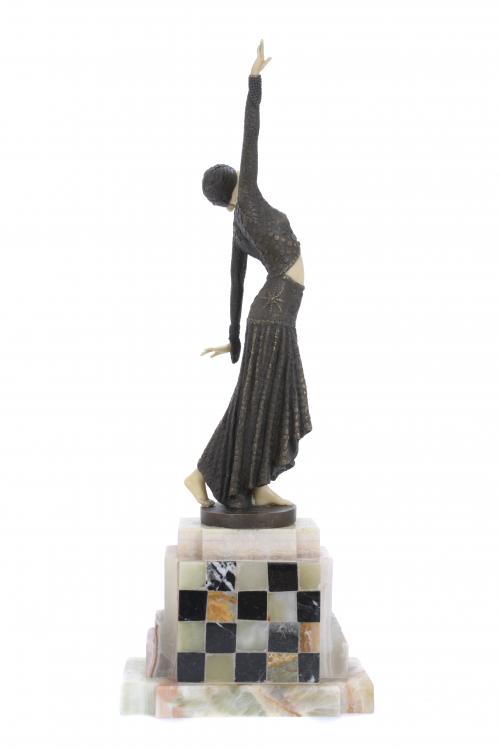 AFER MODELS BY DEMÉTRE CHIPARUS (1886-1947).  "FOOTSTEPS",