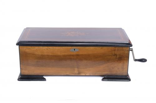 SWISS MUSIC BOX, LATE 19TH CENTURY.
