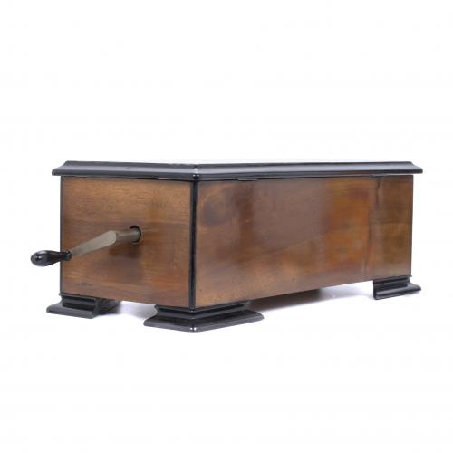 SWISS MUSIC BOX, LATE 19TH CENTURY.