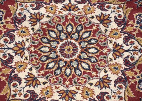 PERSIAN CARPET, LATE 20TH CENTURY.