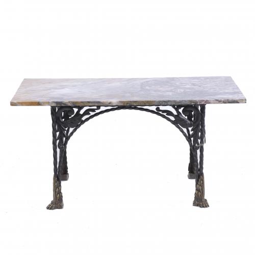 MODERNIST COFFEE TABLE, EARLY 20TH CENTURY.