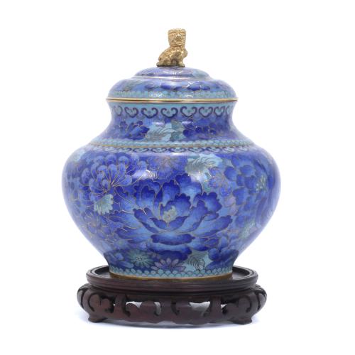 CHINESE JAR, FIRST HALF 20TH CENTURY.