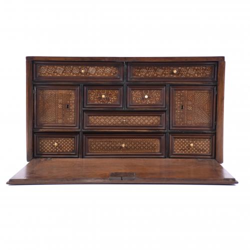 CABINET, 18TH CENTURY.