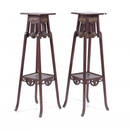 PAIR OF "NOUCENTISTA" STANDS.