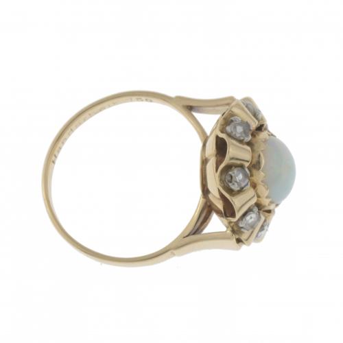 ART NOUVEAU STYLE RING WITH OPAL.