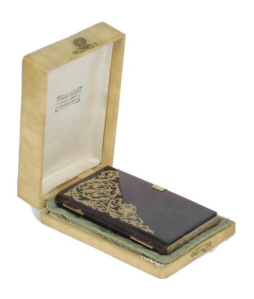 HAND POWDER CASE.